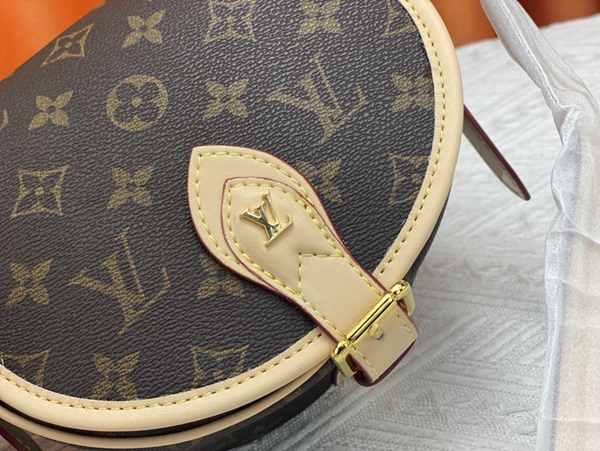 ルイヴィトンバッグ素材ディテール